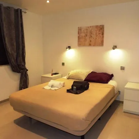 Apartment 1 Bed Front Sea In Aveiros Albufeira